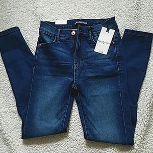 Wallflower Skinny Jeans